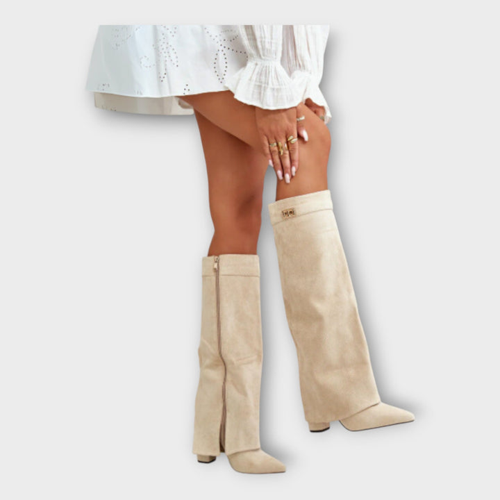 Vysoké Boty s Elegantním Designem